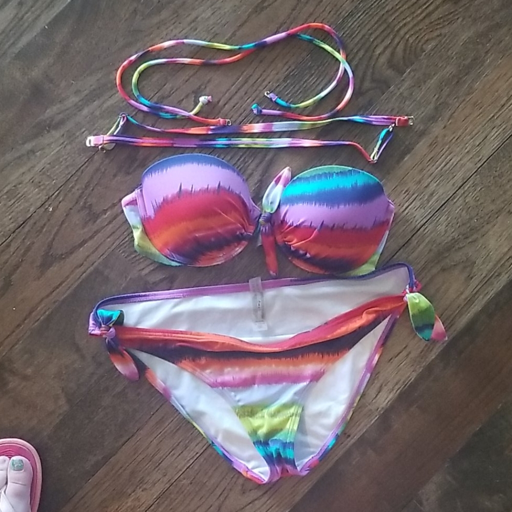 VS Bikini - Picture 5 of 5
